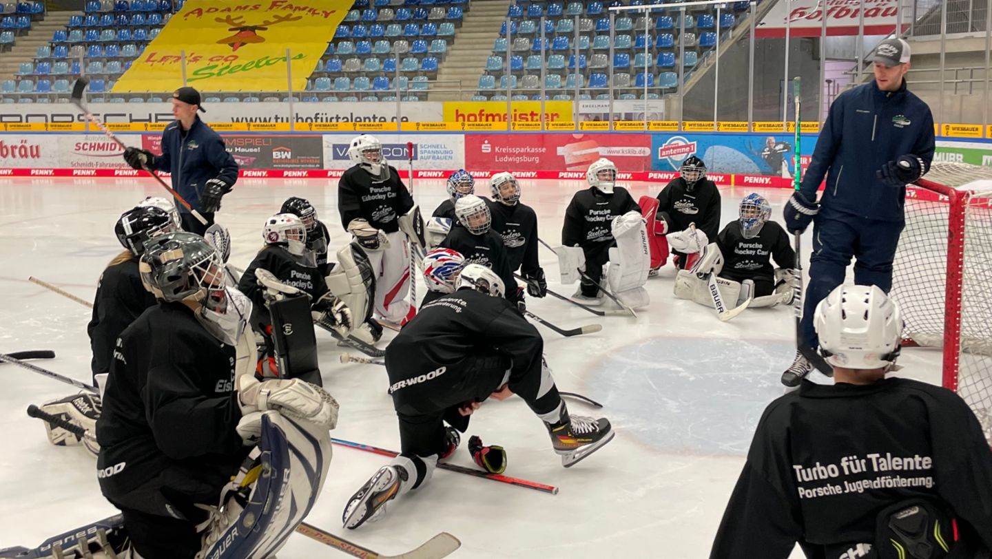 Porsche Eishockey Camp, Bietigheim-Bissingen Steelers, 2022, Porsche AG